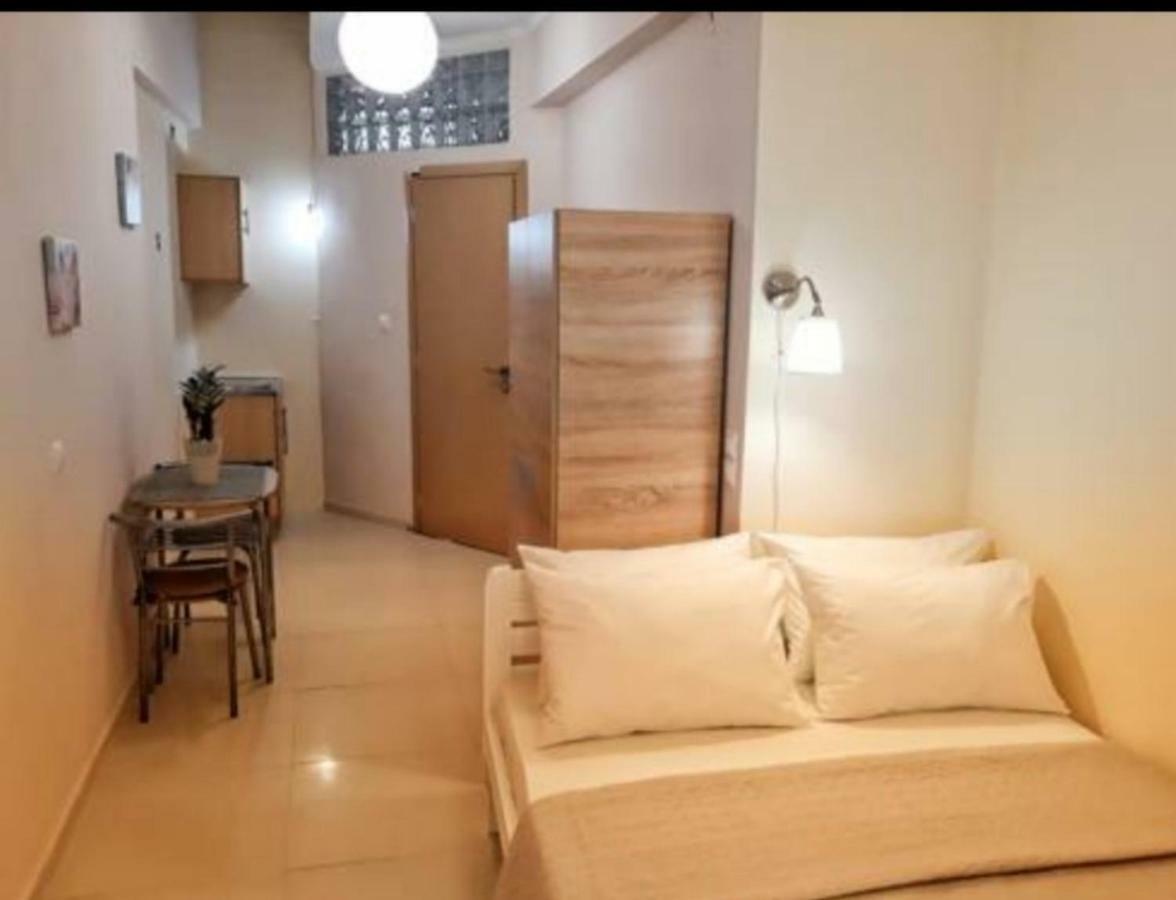 Konstantina's Near The Apartamento